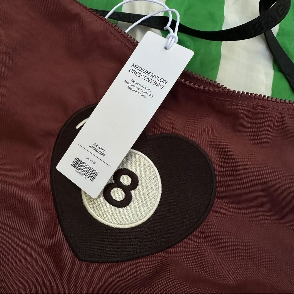 BAGGU urban outfitters exclusive lucky 8ball medium crescent - Picture 4 of 4